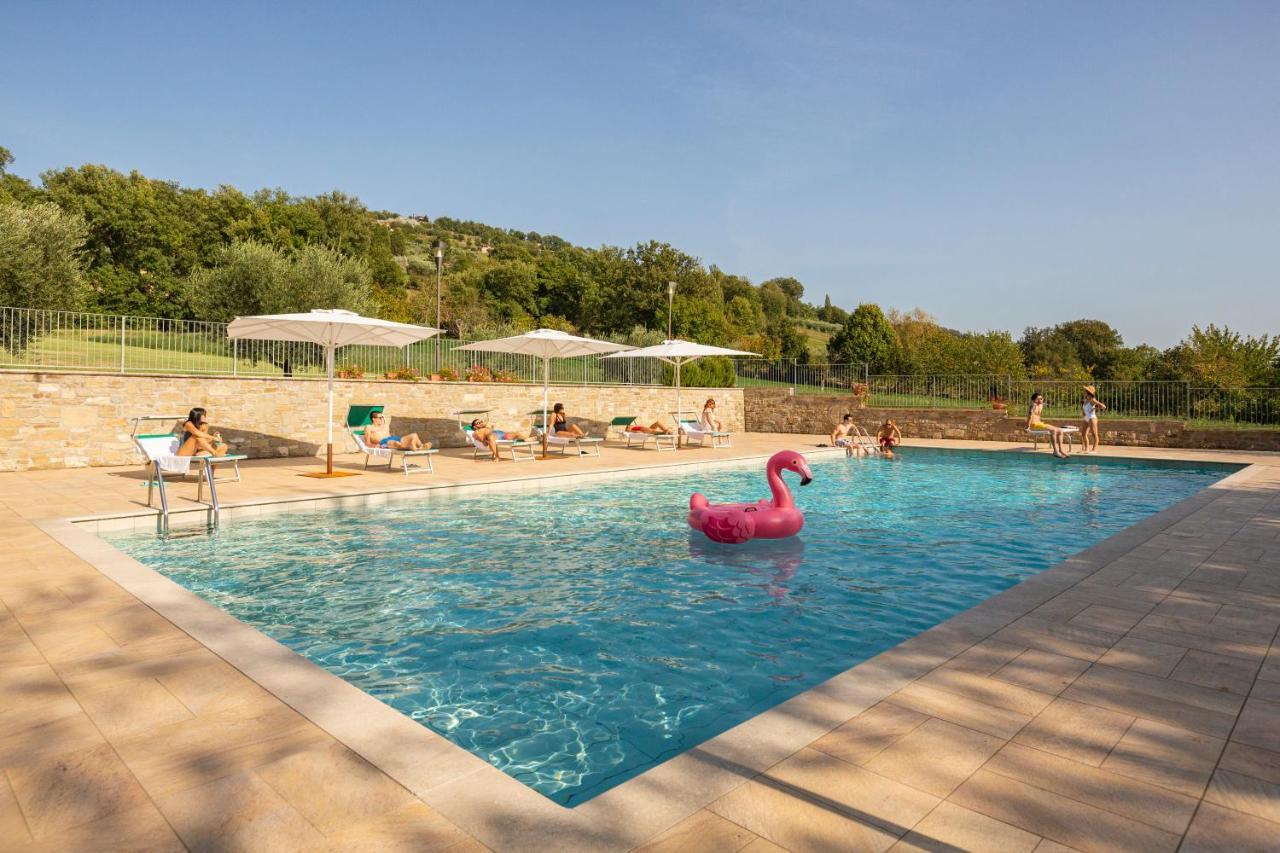 Catignano Hotel Gubbio Bagian luar foto
