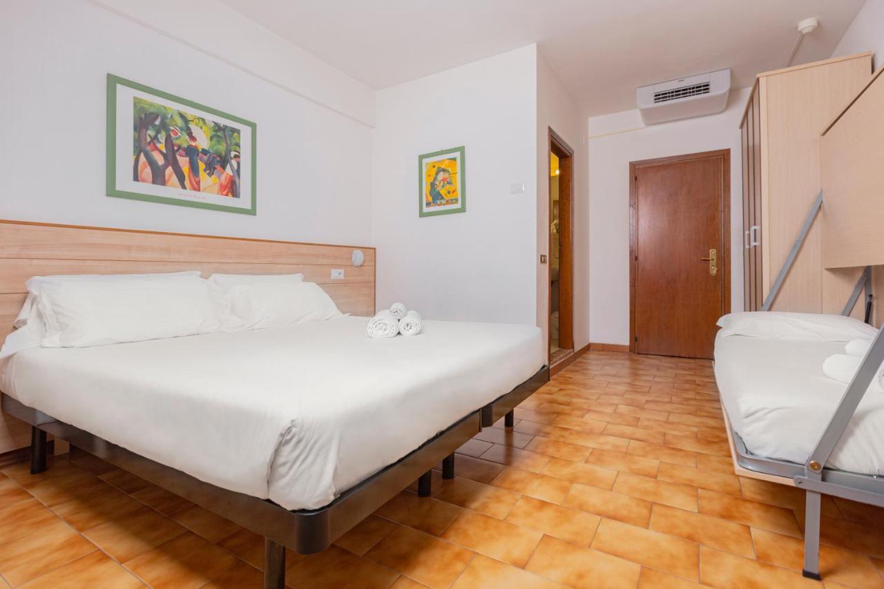 Catignano Hotel Gubbio Bagian luar foto